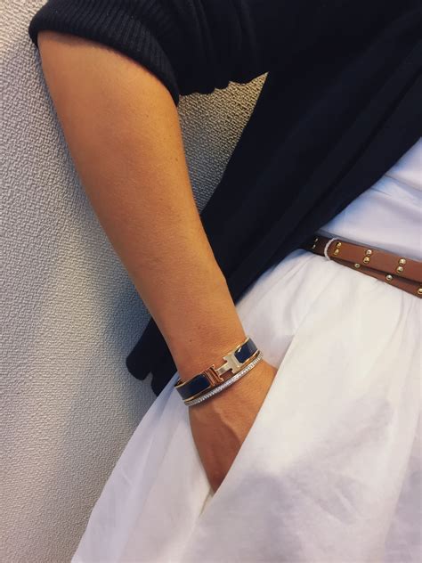 how to wear hermes bracelet